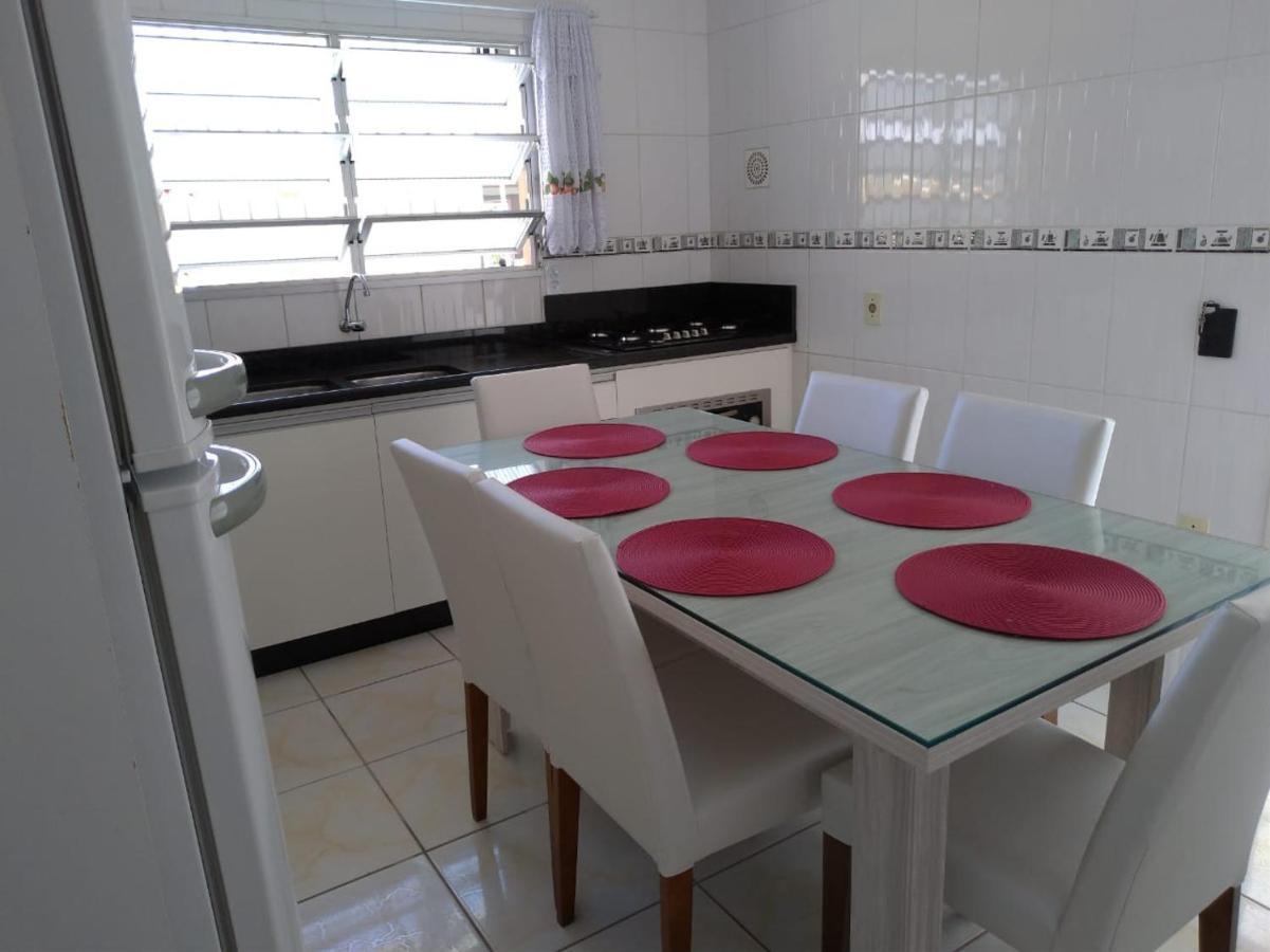 Residencial Fagundes Apartment ฟลอเรียนอโปลิส ภายนอก รูปภาพ